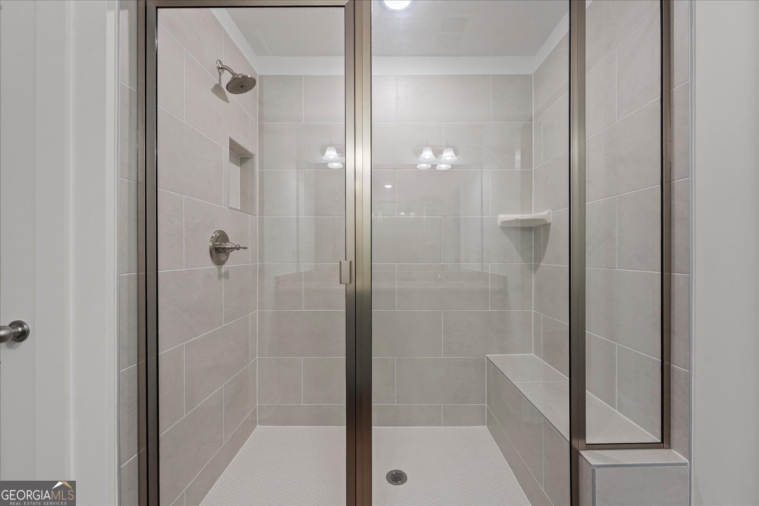546 Lillian Way Property Photo 21