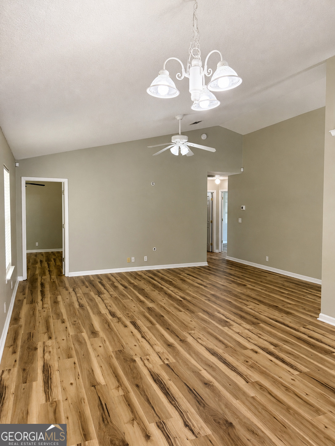 120 Hydrangea Road Property Photo 3