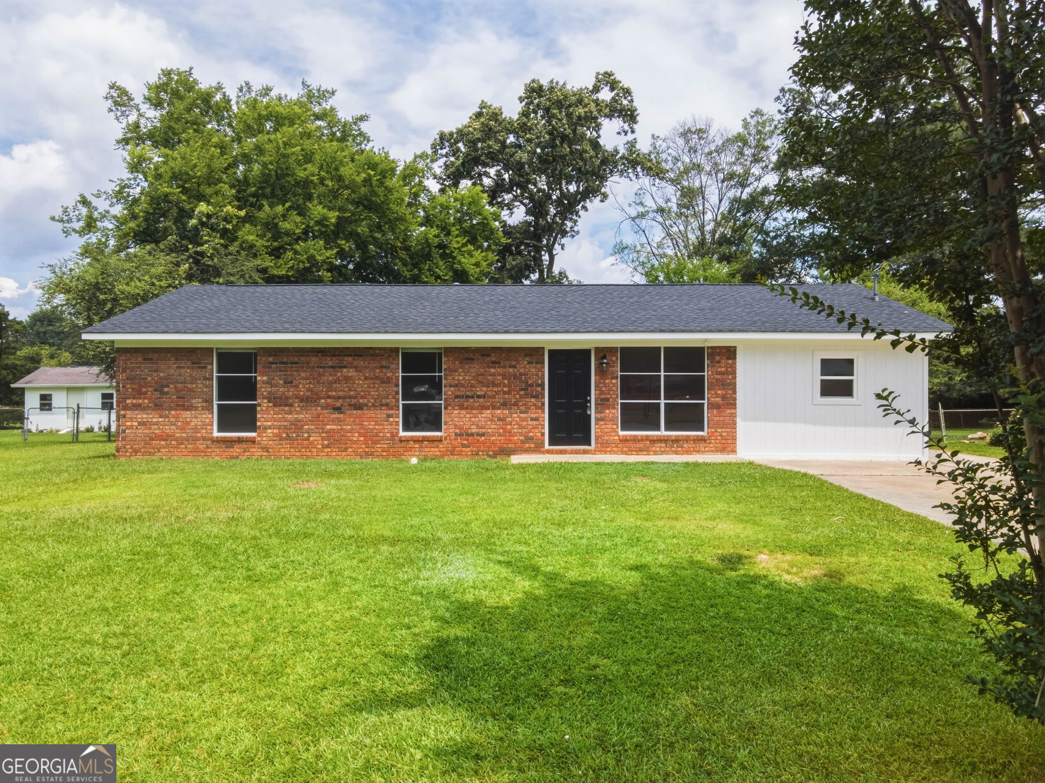 19 Lindsey Drive Nw Property Photo 1