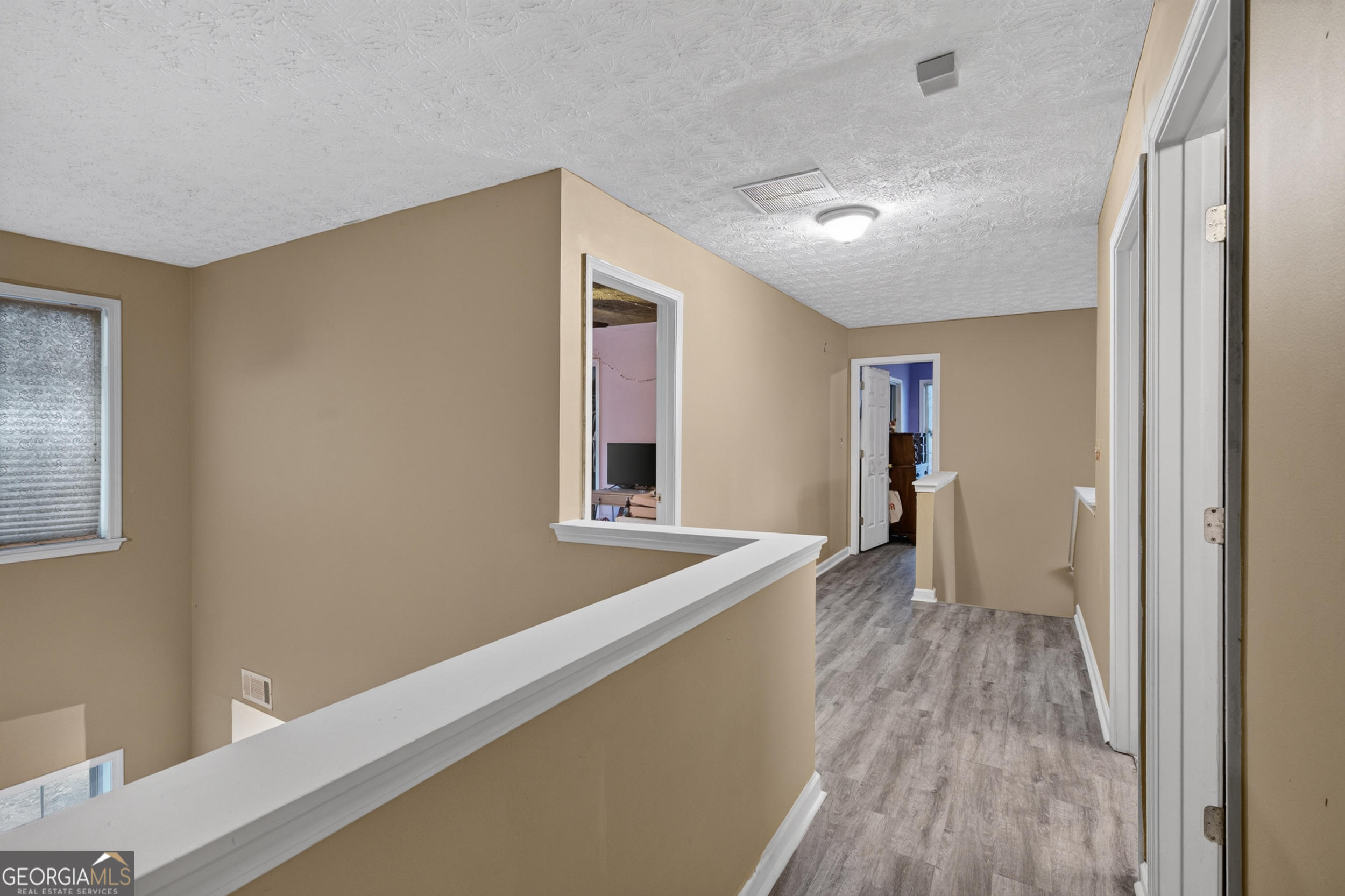 855 Underhill Court Property Photo 16