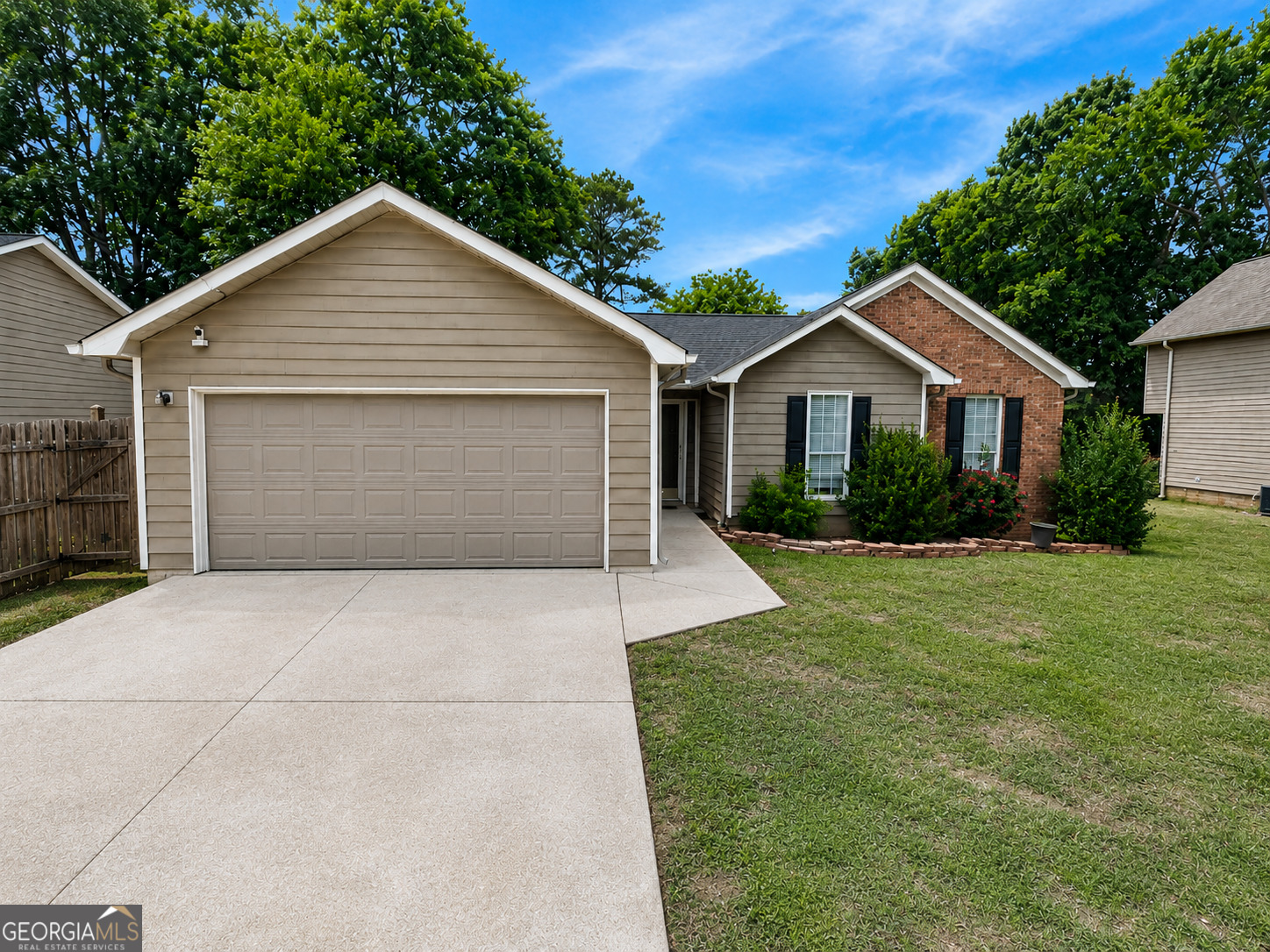 3684 Paddington Trail Property Photo 1