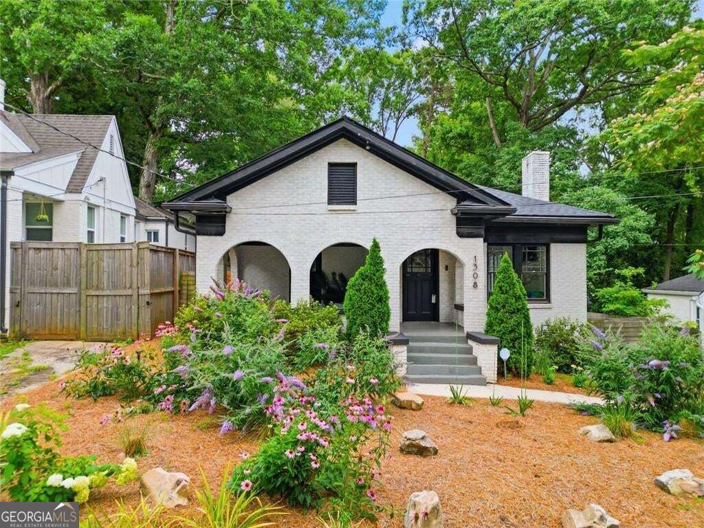 1308 Beecher Street Sw Property Photo 1