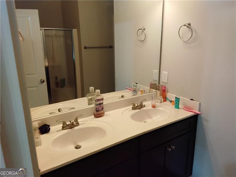 4520 Sweetwater Drive Property Photo 8
