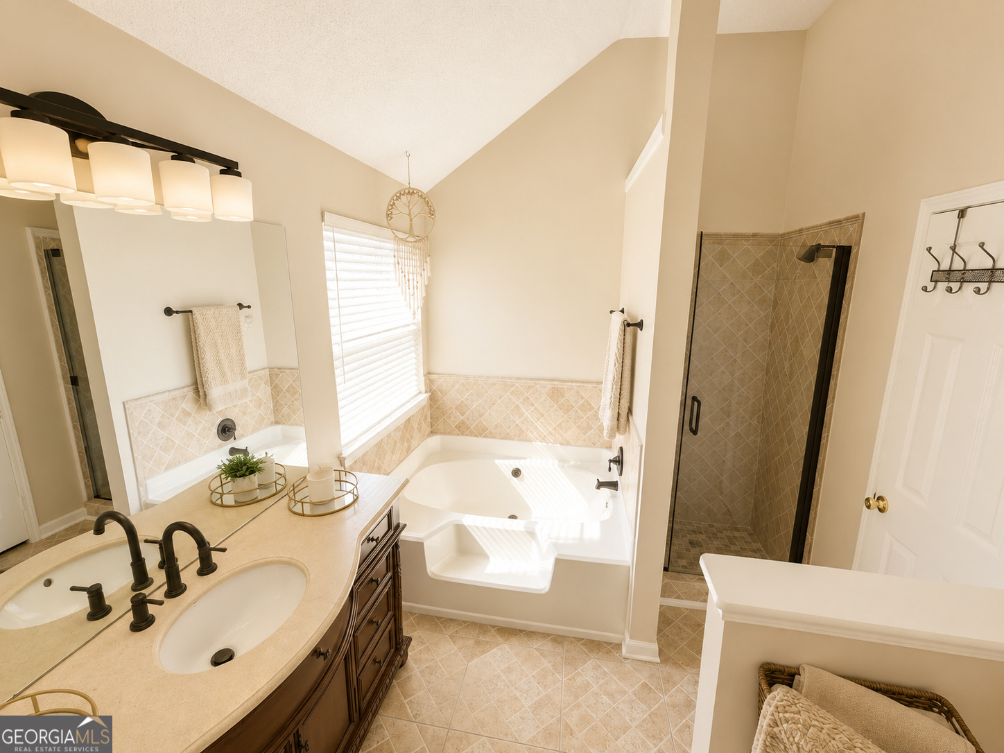 609 Jeans Circle Property Photo 18