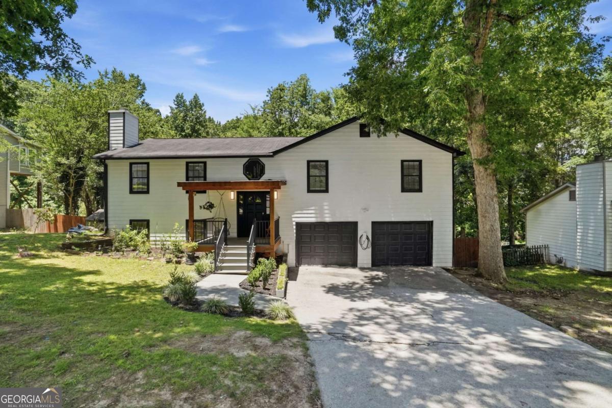 242 Muddy River Road Property Photo 1
