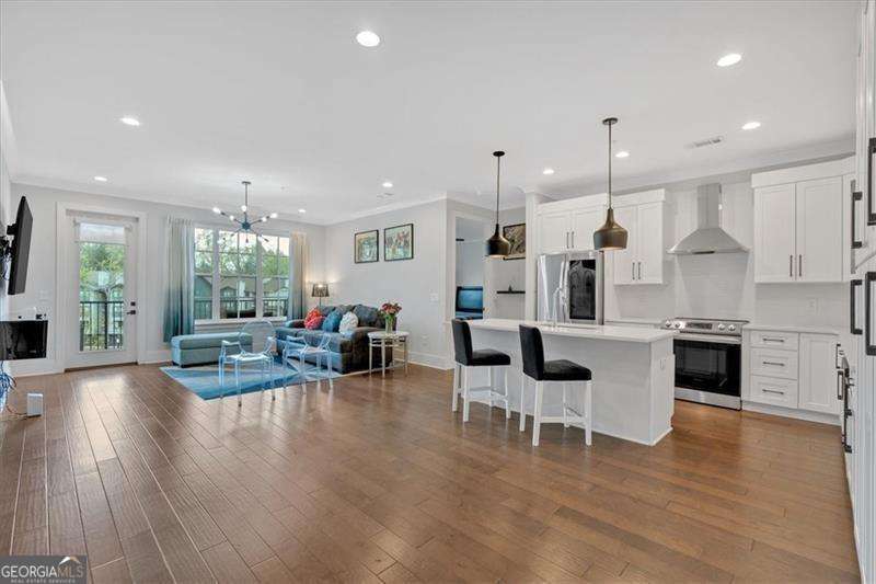 6890 Peachtree Dunwoody Road # 303