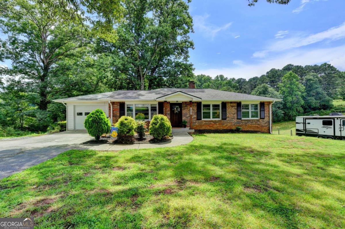 9101 Union Hill Road Property Photo 1
