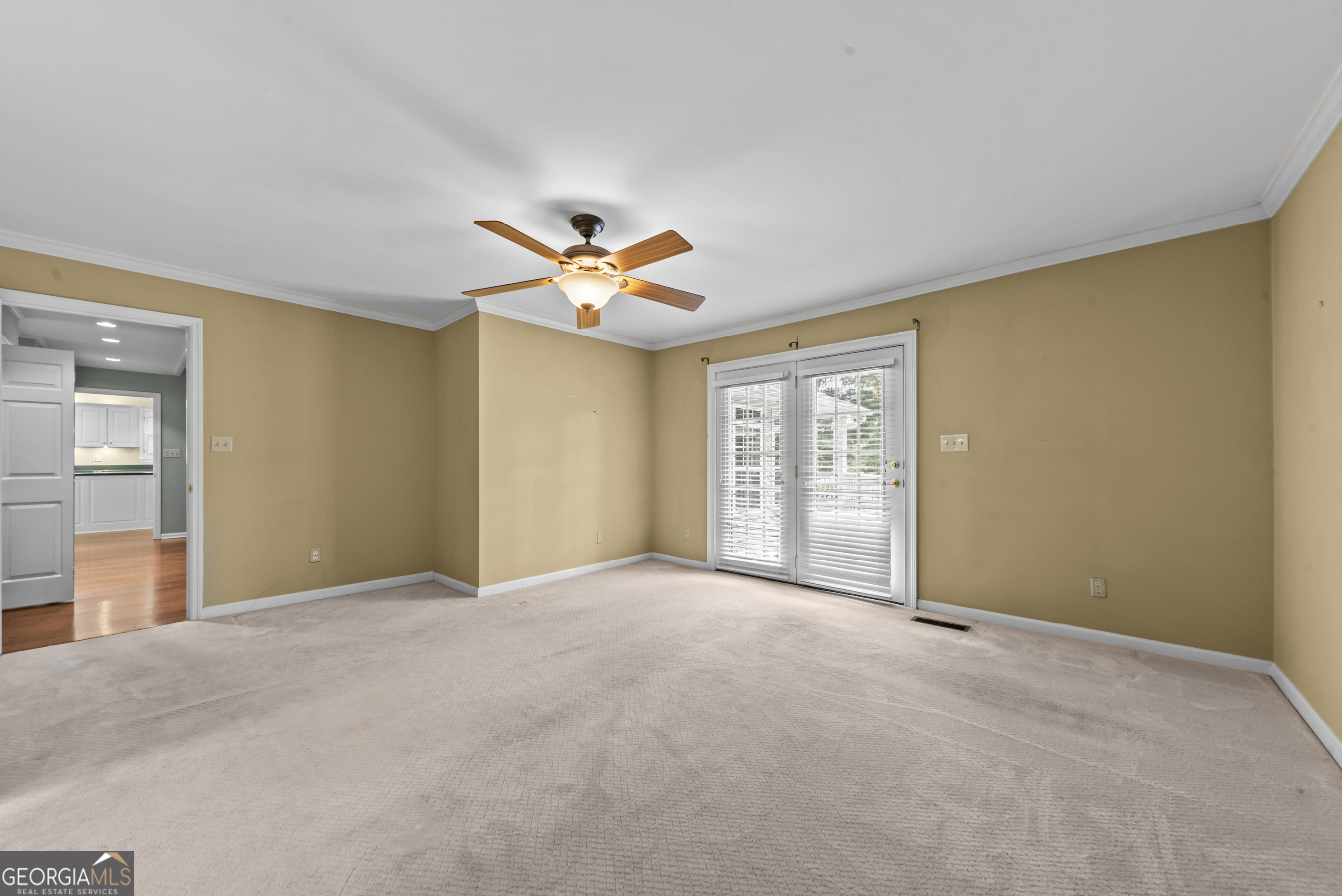 221 Commodore Drive Nw Property Photo 23