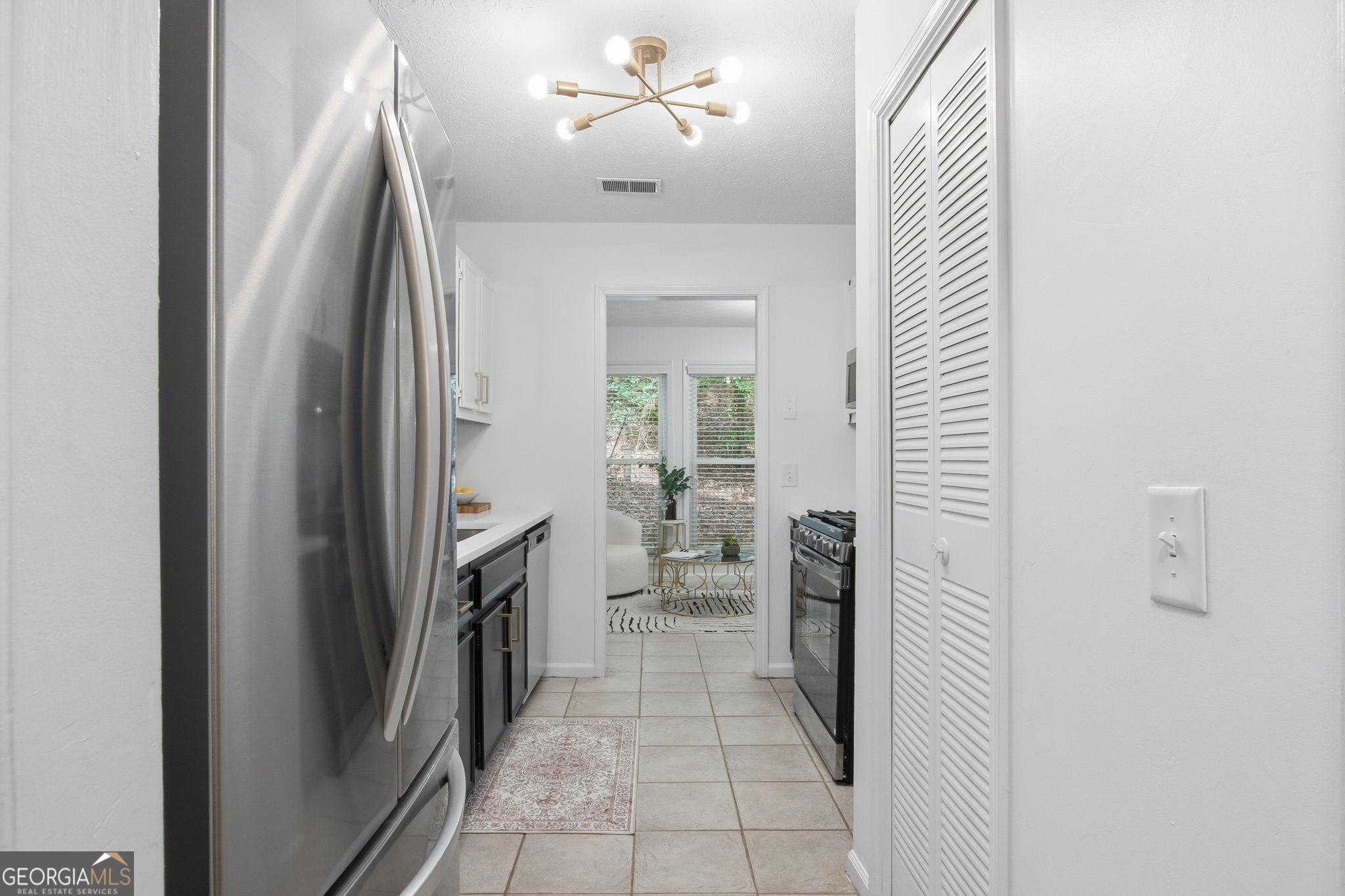 4013 Lake Pointe Circle Property Photo 6