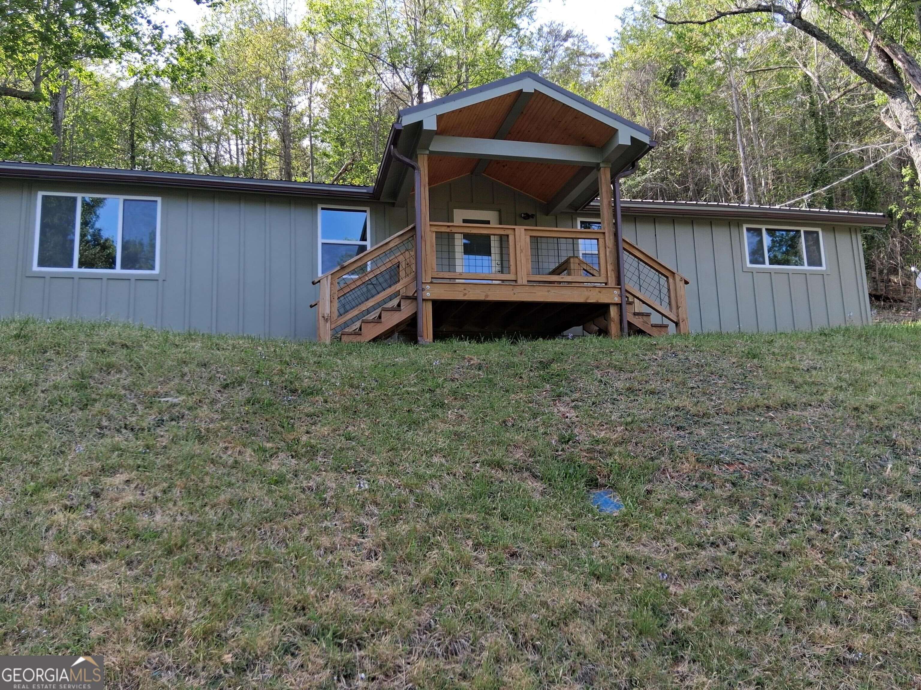 143 Nelson Avenue Property Photo 1