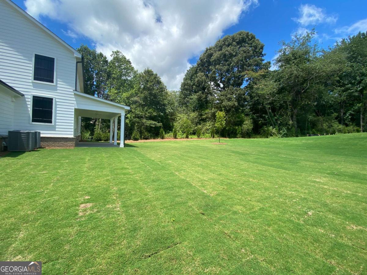 4620 Cogburn Path Property Photo 3