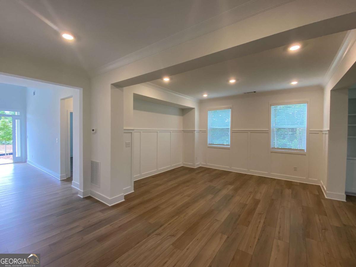 4620 Cogburn Path Property Photo 4