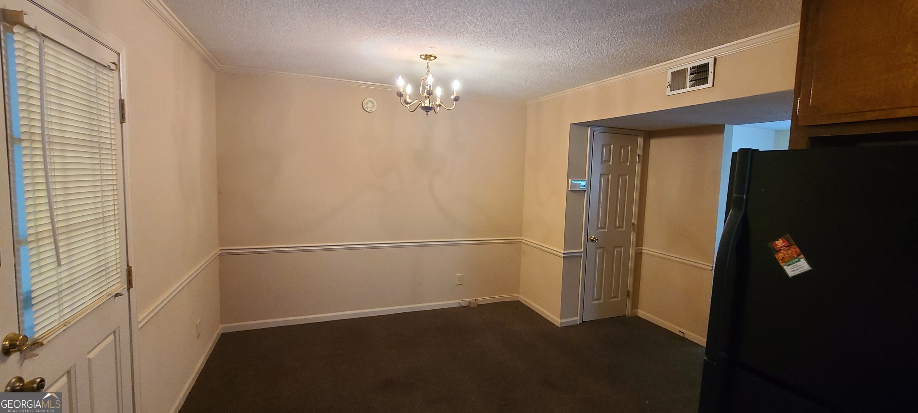 4353 Barrington Place Property Photo 3