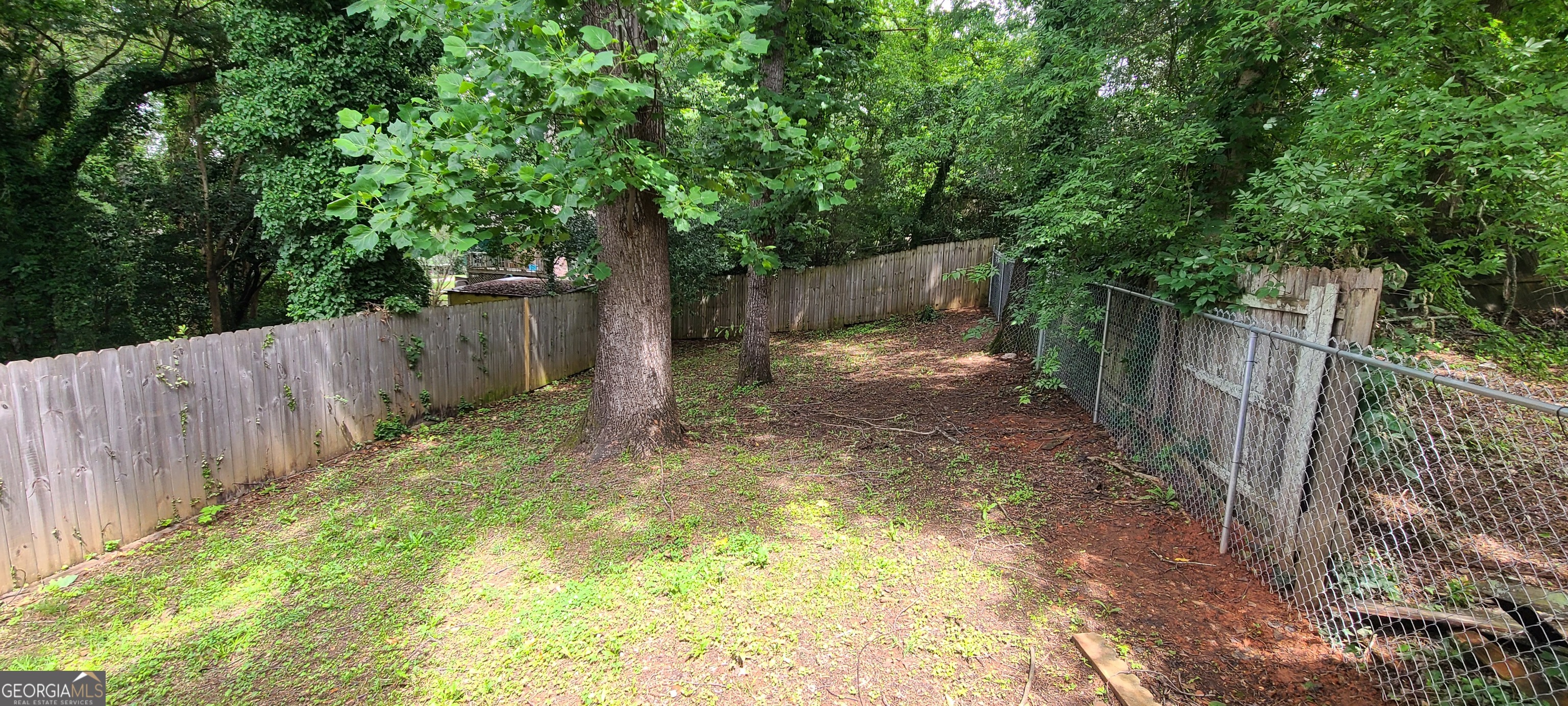 4353 Barrington Place Property Photo 9