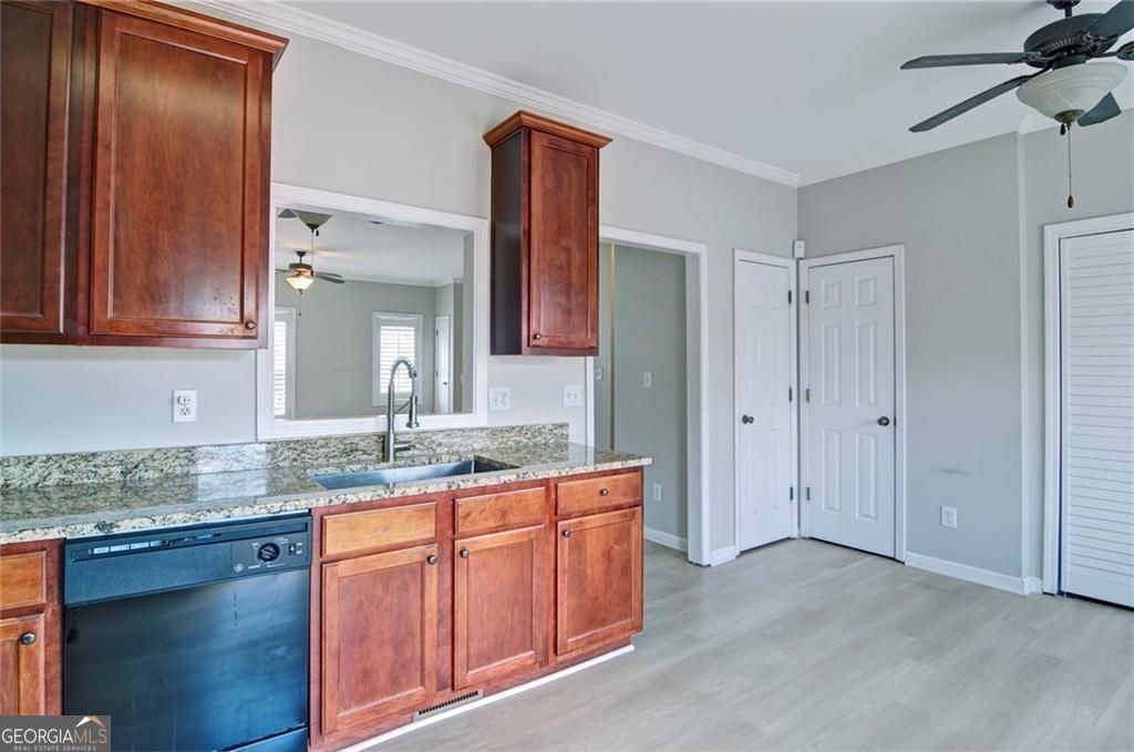 4840 Liberty Plaza Property Photo 7