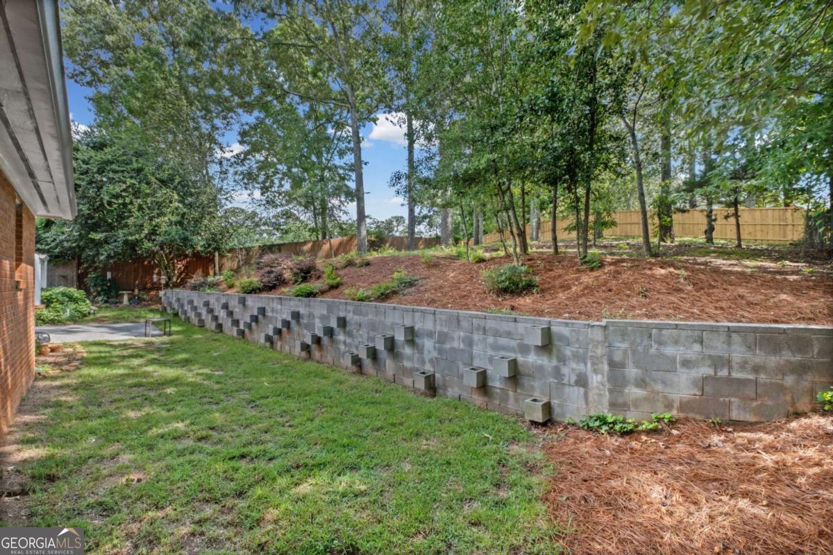 2665 Shadow Pine Drive Property Photo 27