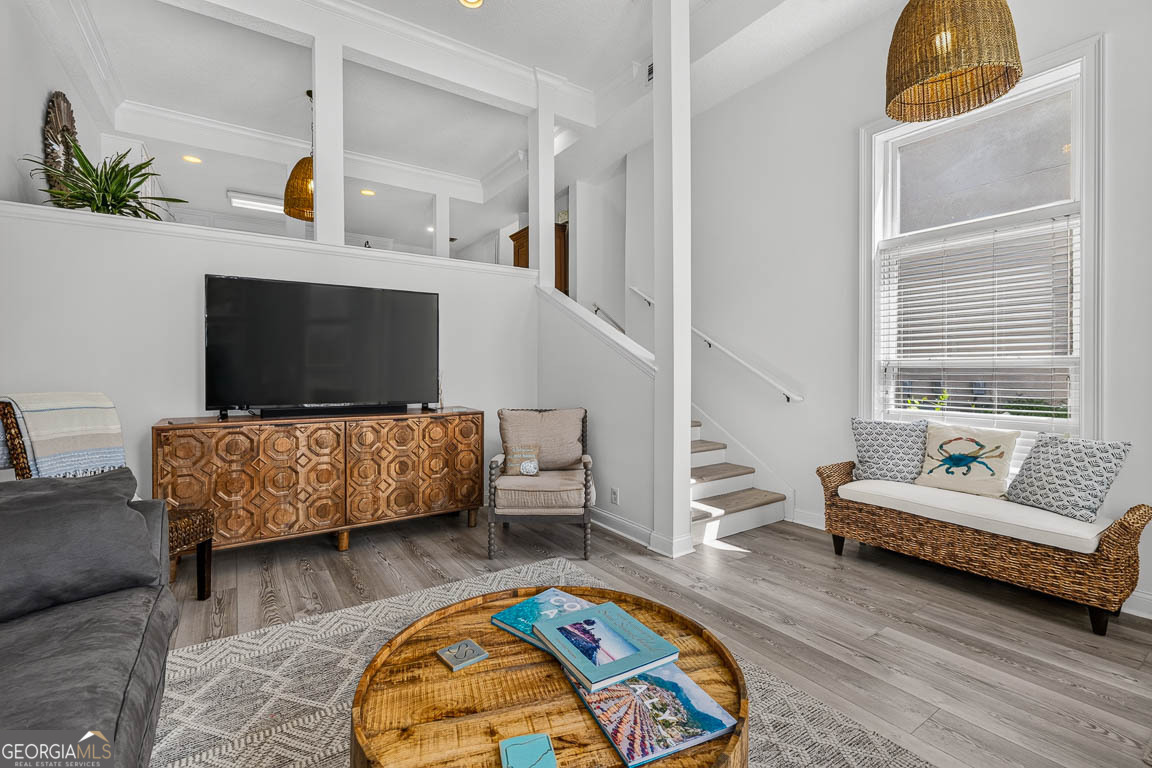 1533 Wood Avenue Property Photo 8