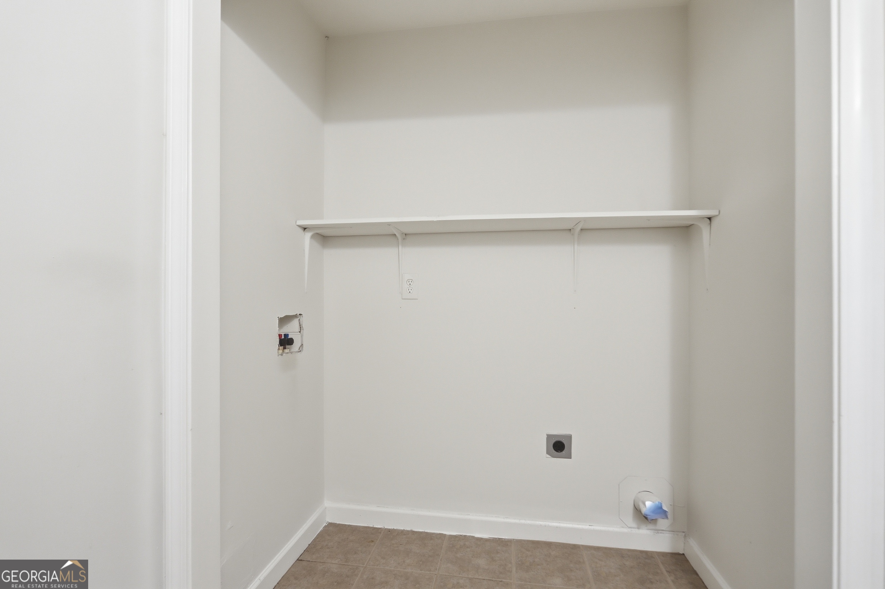 345 Rainey Road Property Photo 23