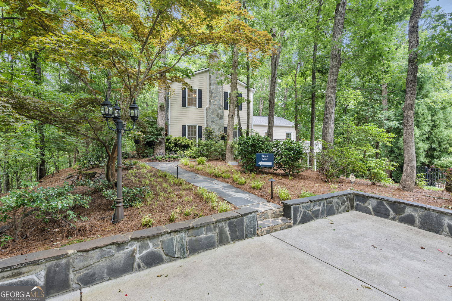 3300 Jim Moore Road Property Photo 7