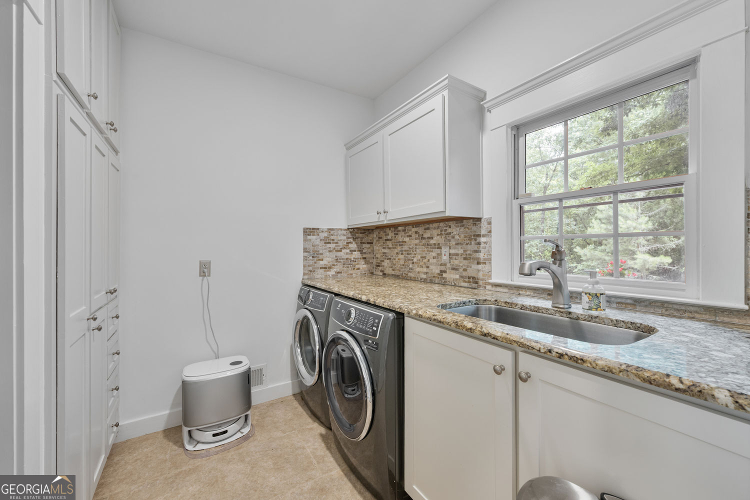3300 Jim Moore Road Property Photo 42