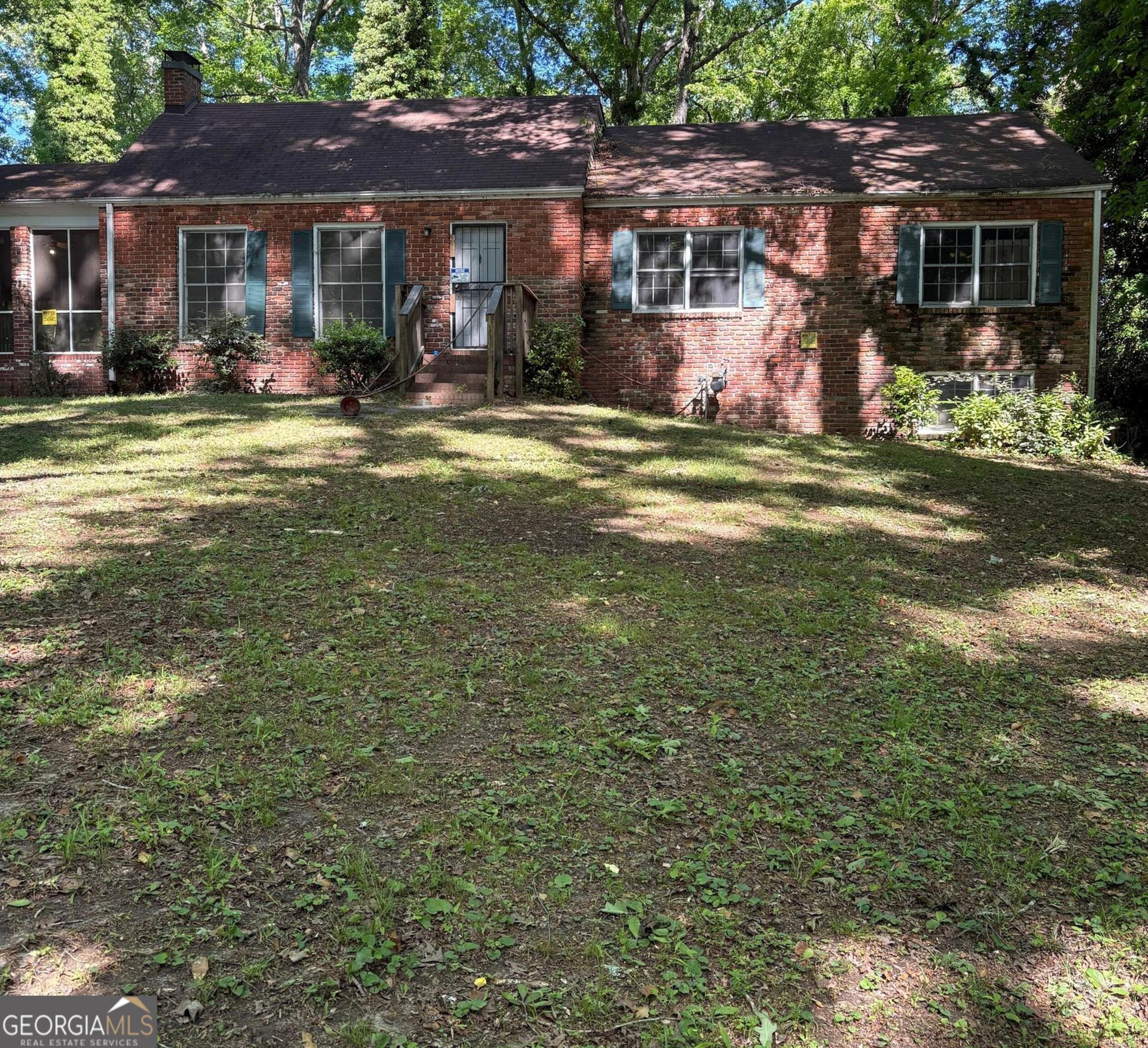 1976 Delowe Drive Sw Property Photo 2