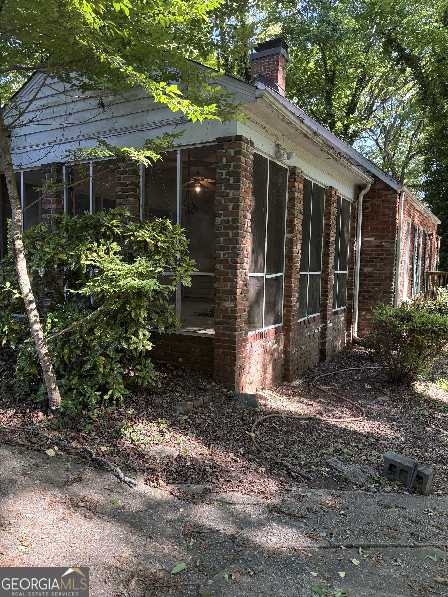 1976 Delowe Drive Sw Property Photo 11