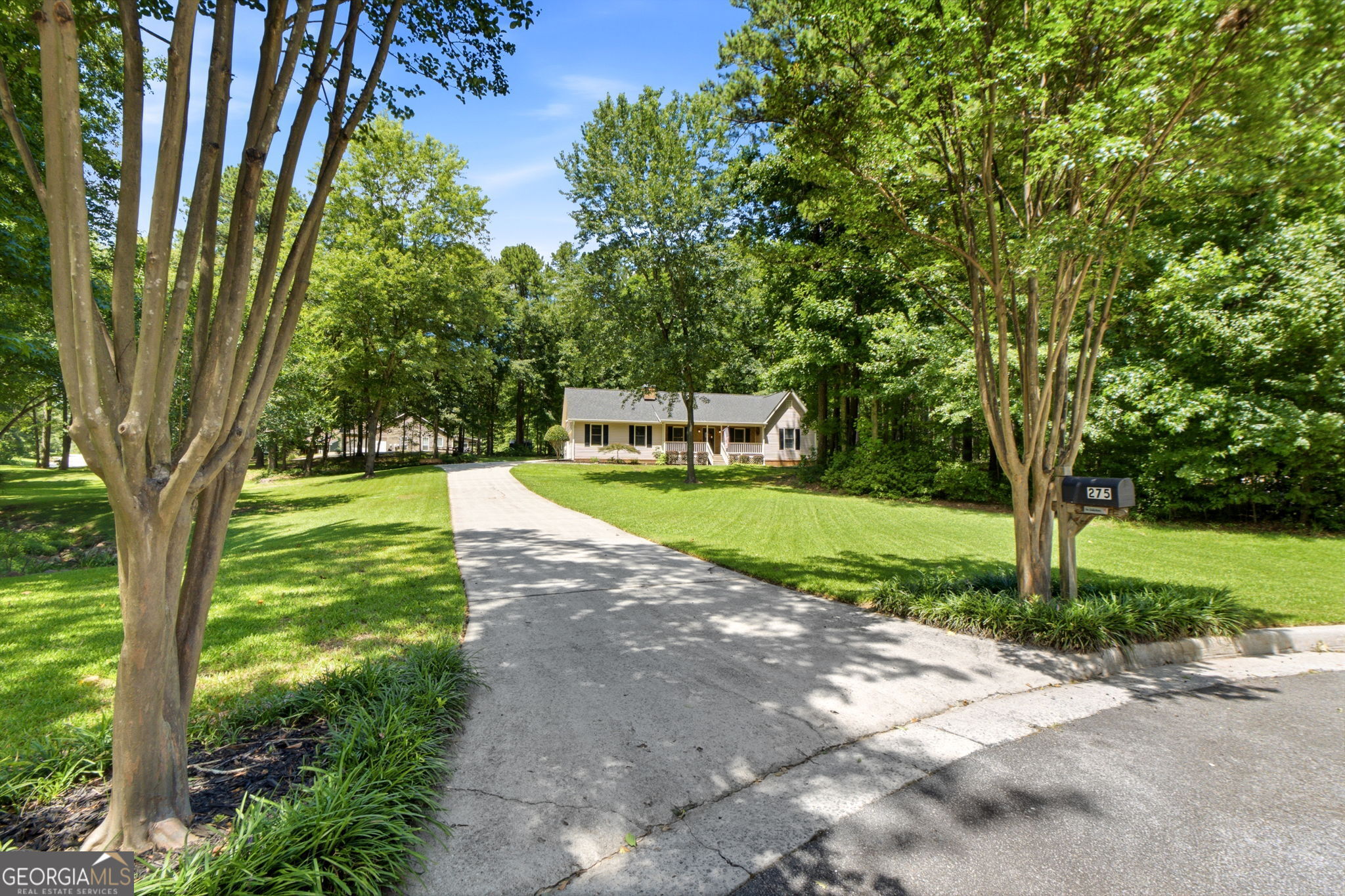 275 Pine Tree Lane Property Photo 2