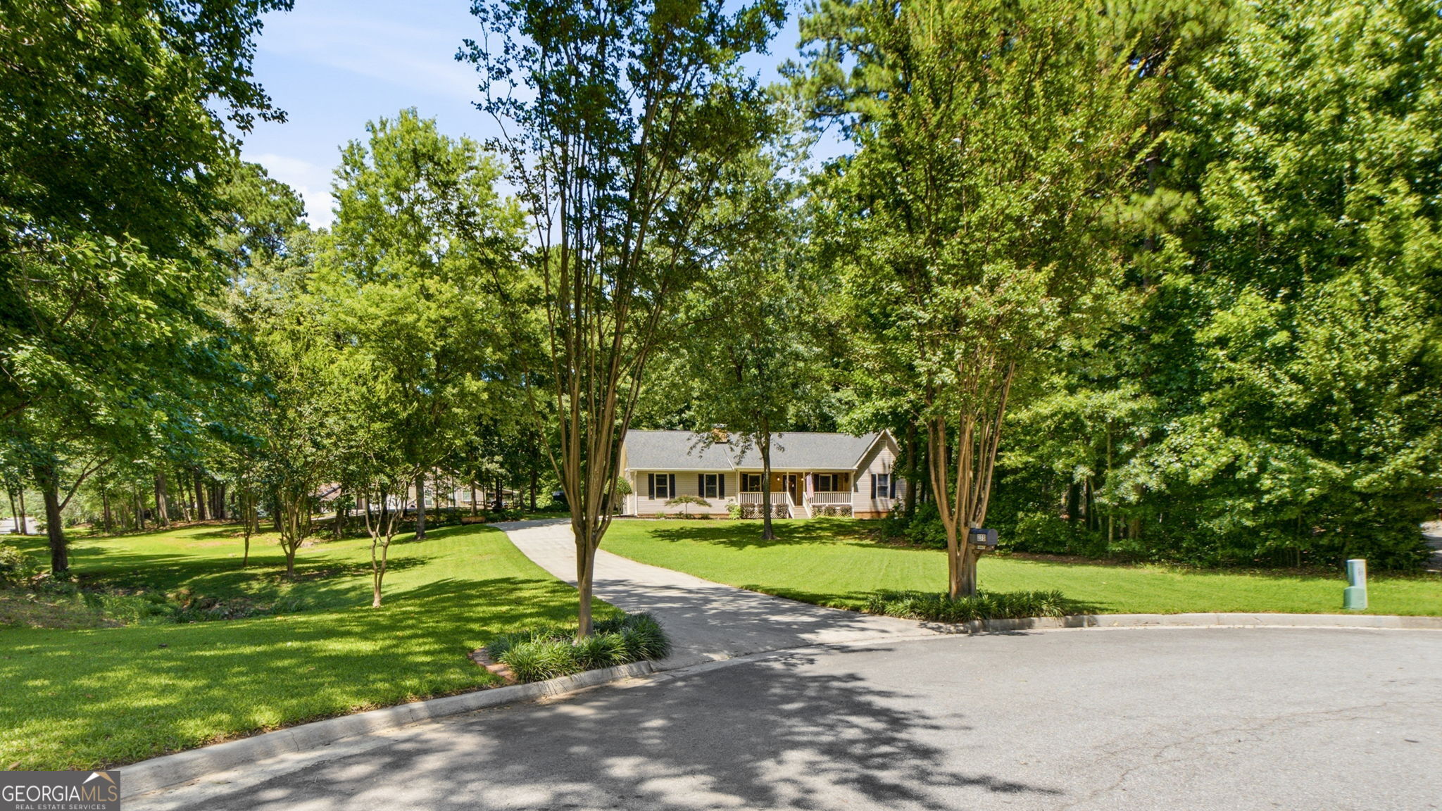 275 Pine Tree Lane Property Photo 3