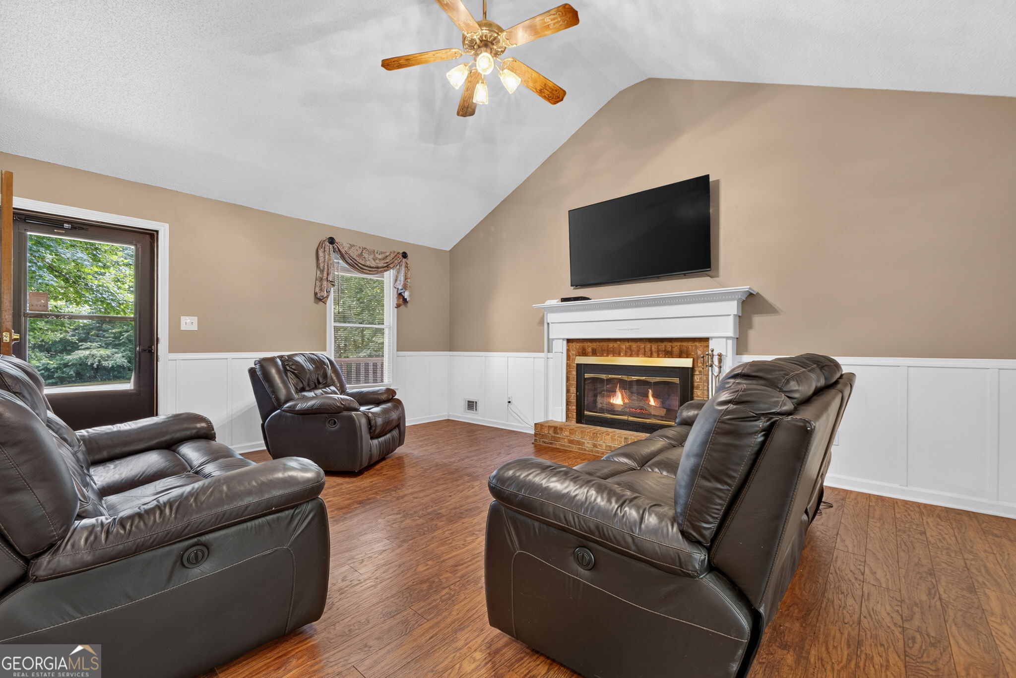 275 Pine Tree Lane Property Photo 8