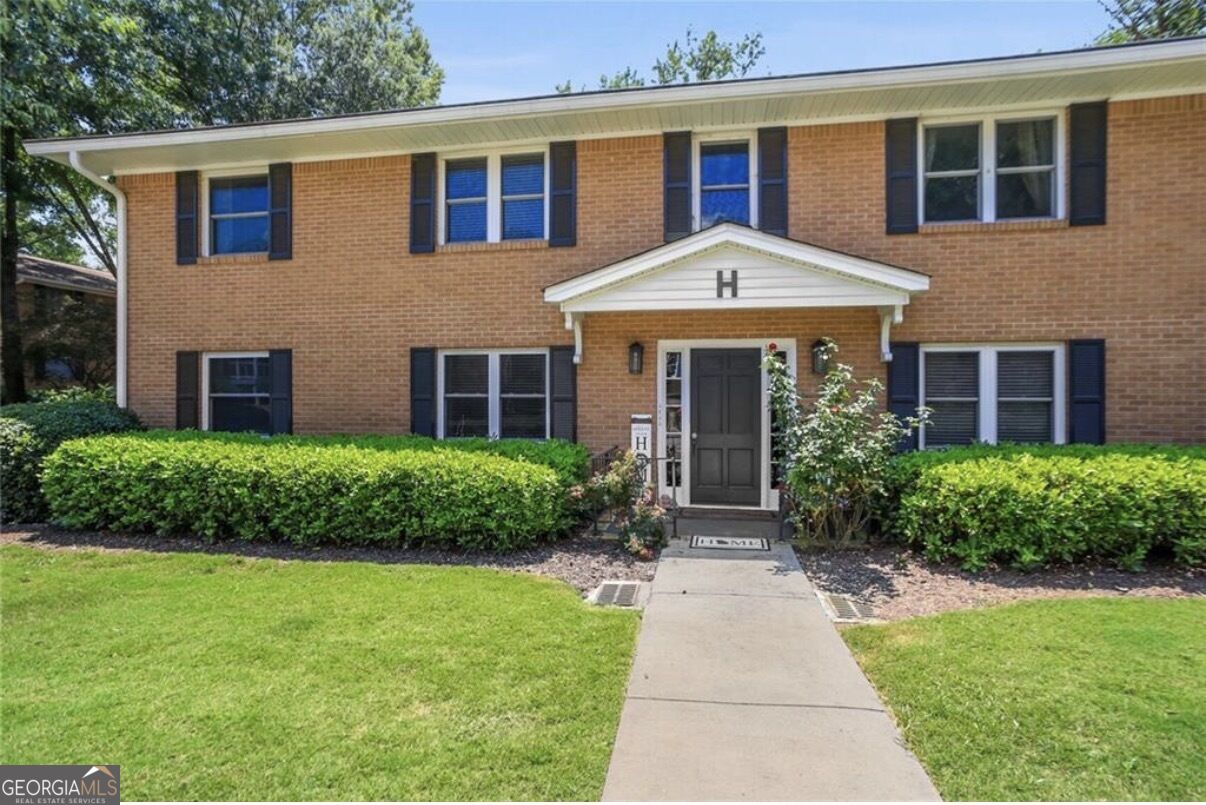 3510 Roswell Road # H1 Property Photo 1