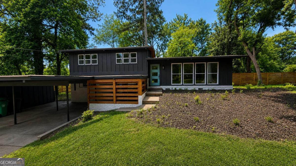 3333 Thornewood Drive Property Photo 1