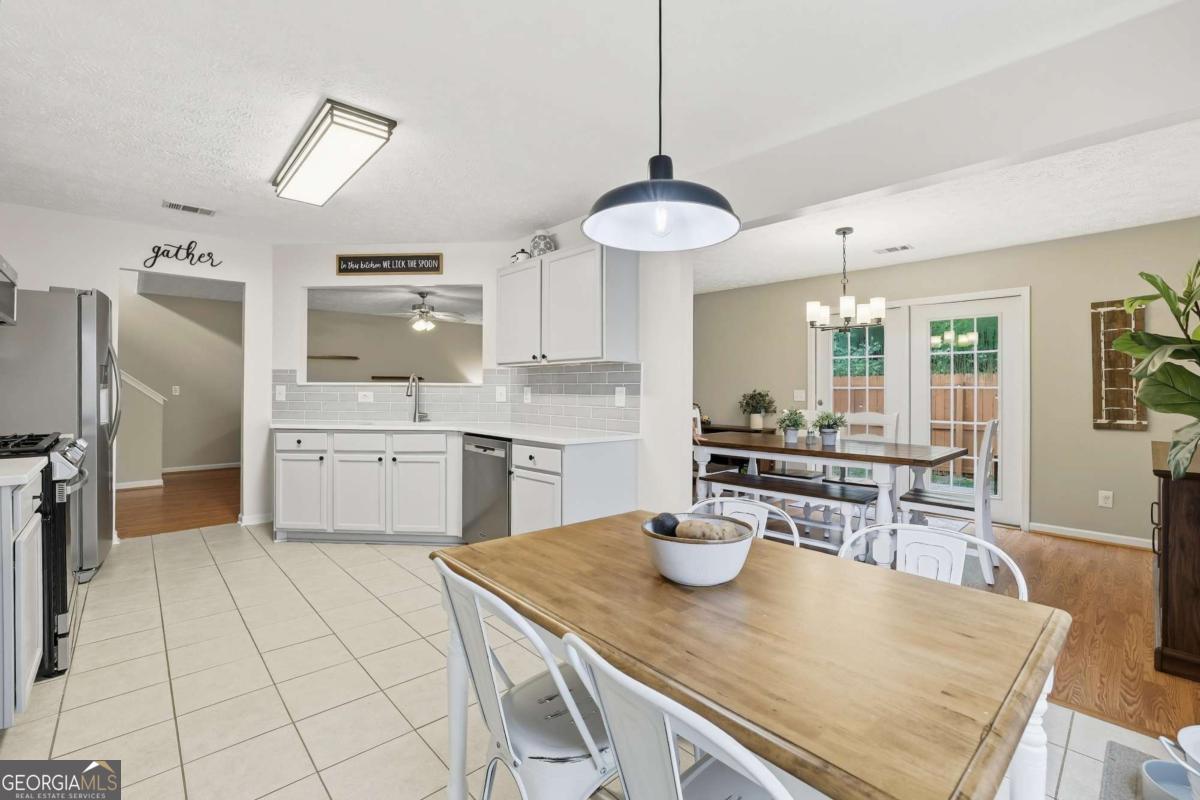 313 Westminster Drive Property Photo 16