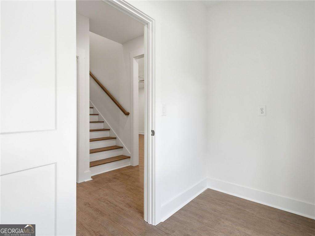 2186 Freydale Road Se Property Photo 34