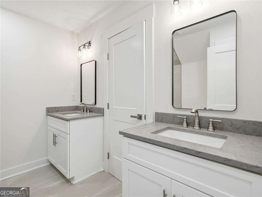 2186 Freydale Road Se Property Photo 45