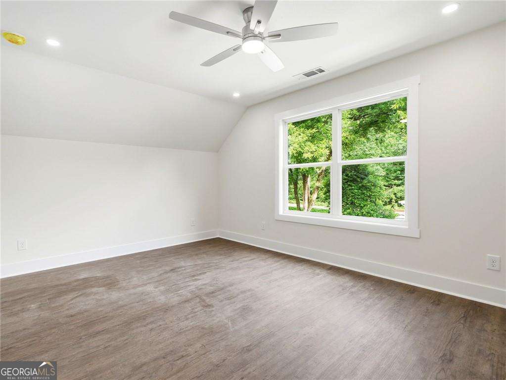 2186 Freydale Road Se Property Photo 48