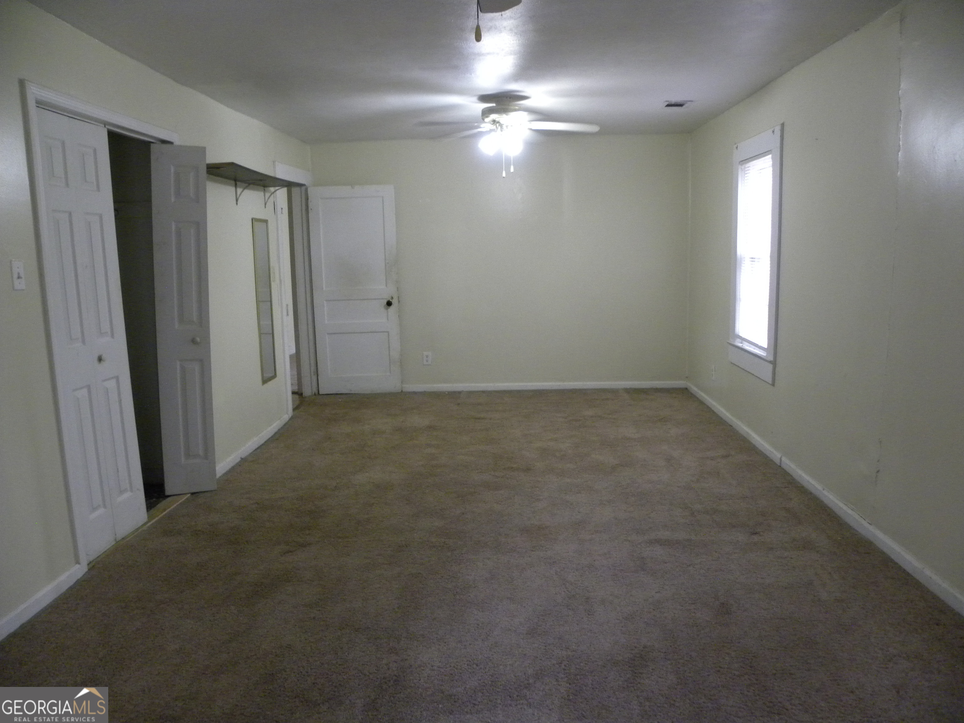 113 Maple Street Property Photo 9