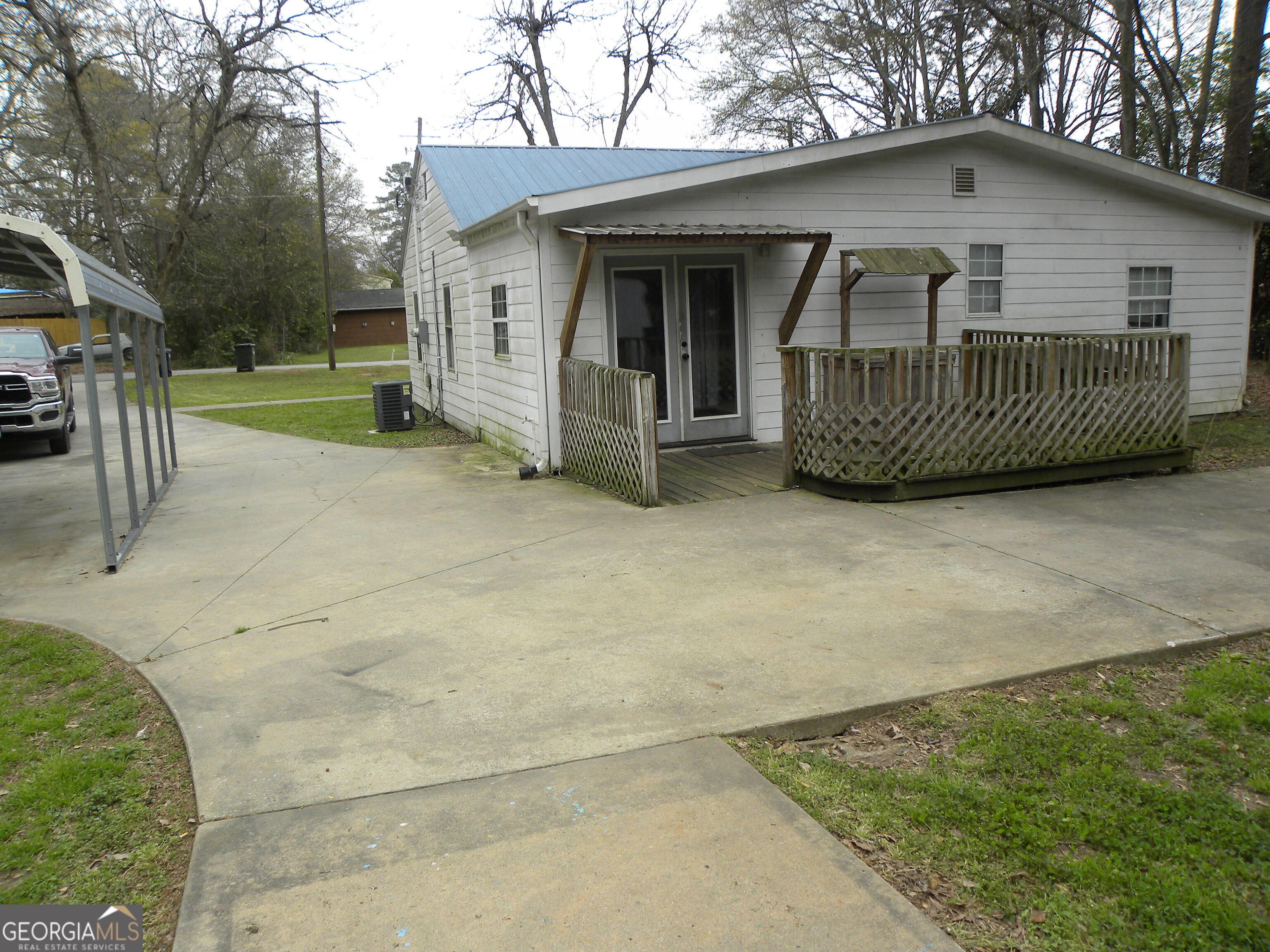 113 Maple Street Property Photo 25