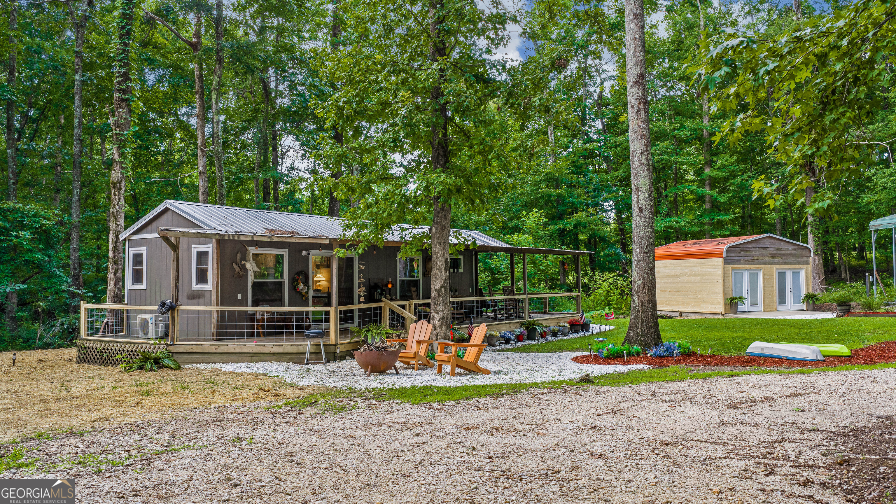 305 Golf Course Road Property Photo 2