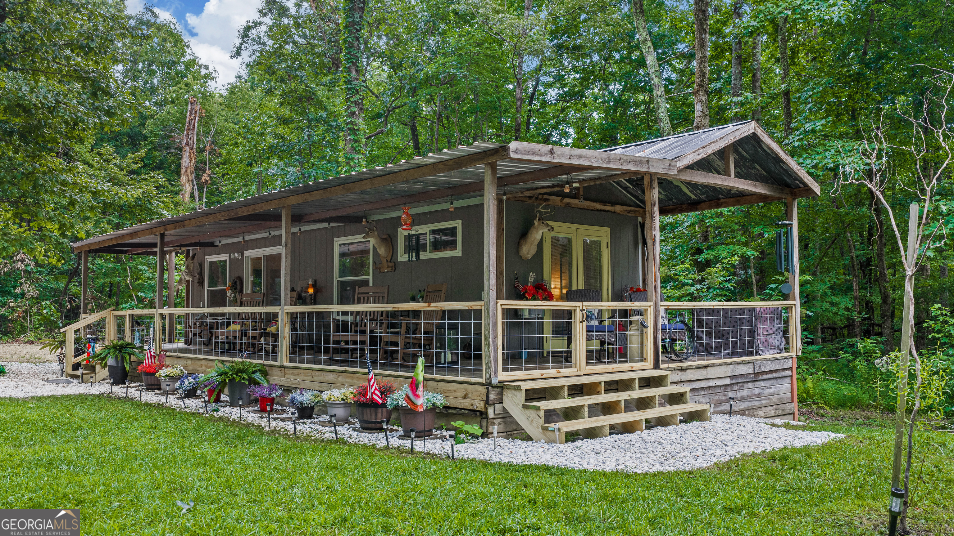 305 Golf Course Road Property Photo 5