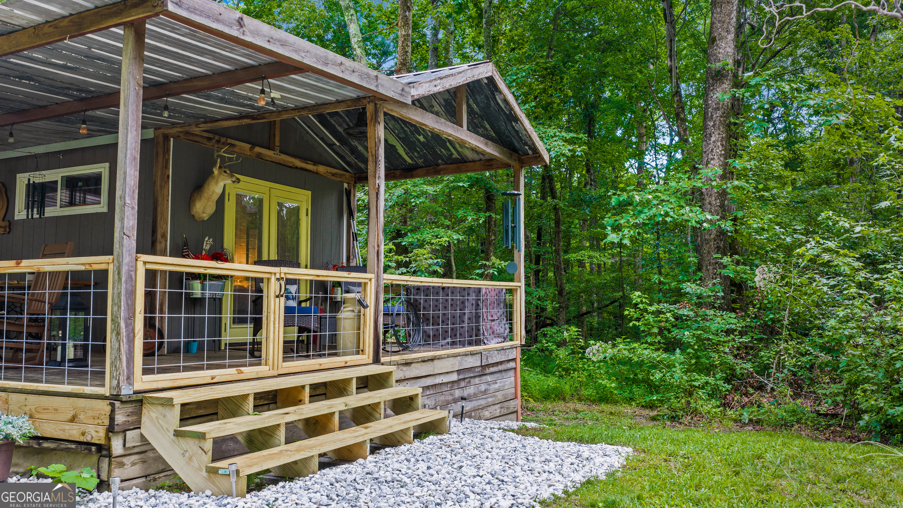 305 Golf Course Road Property Photo 6