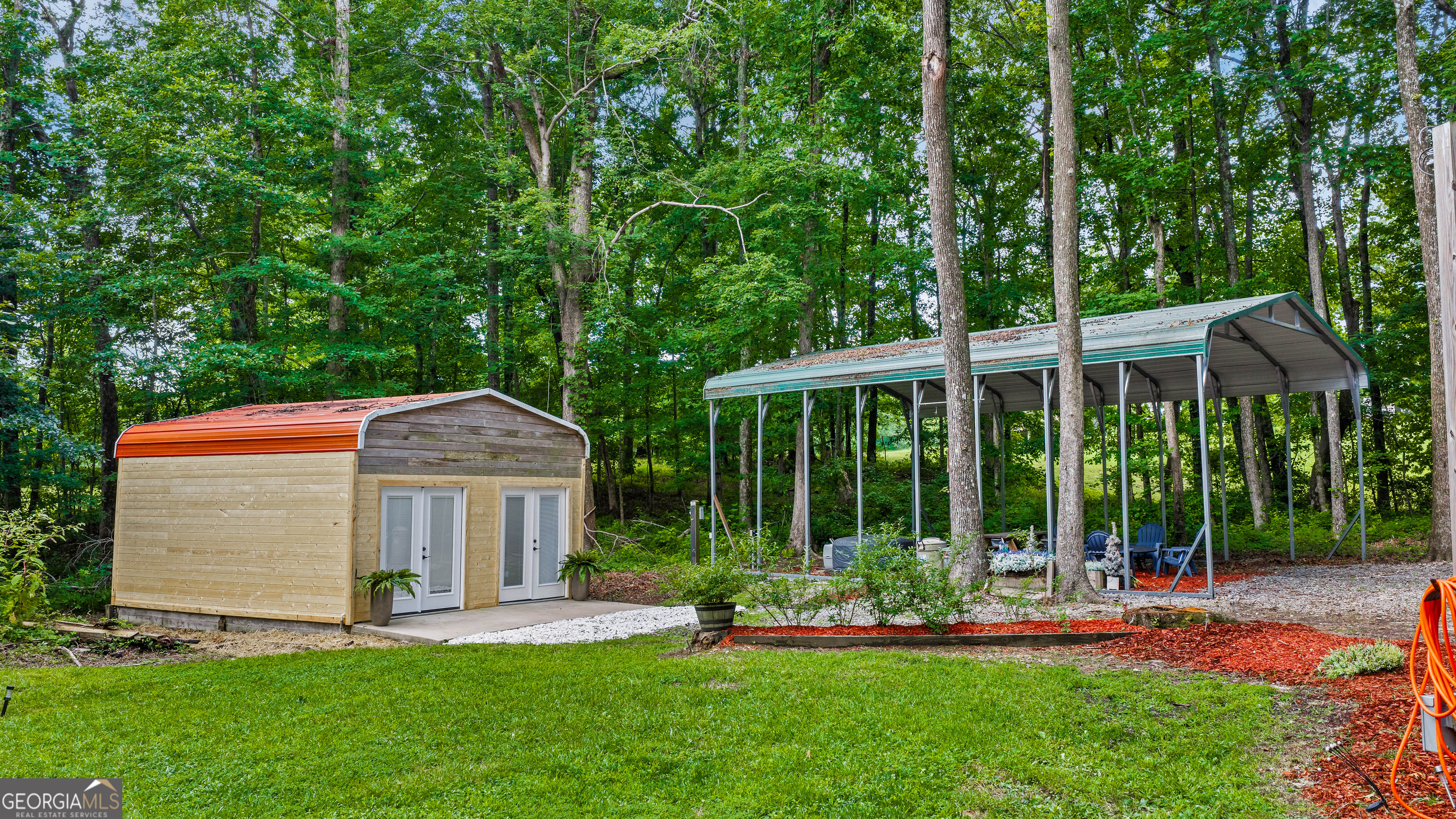 305 Golf Course Road Property Photo 8