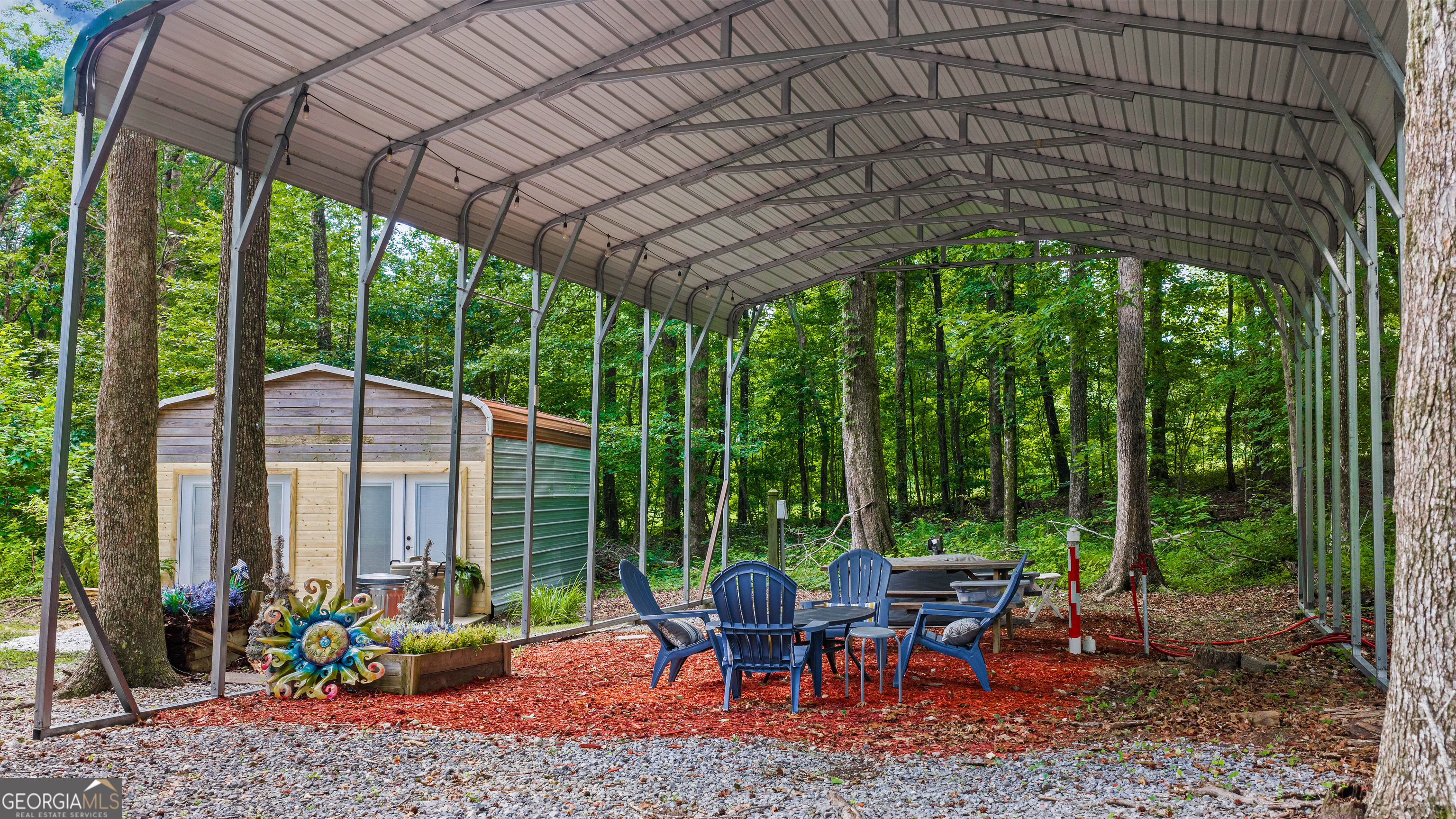 305 Golf Course Road Property Photo 10