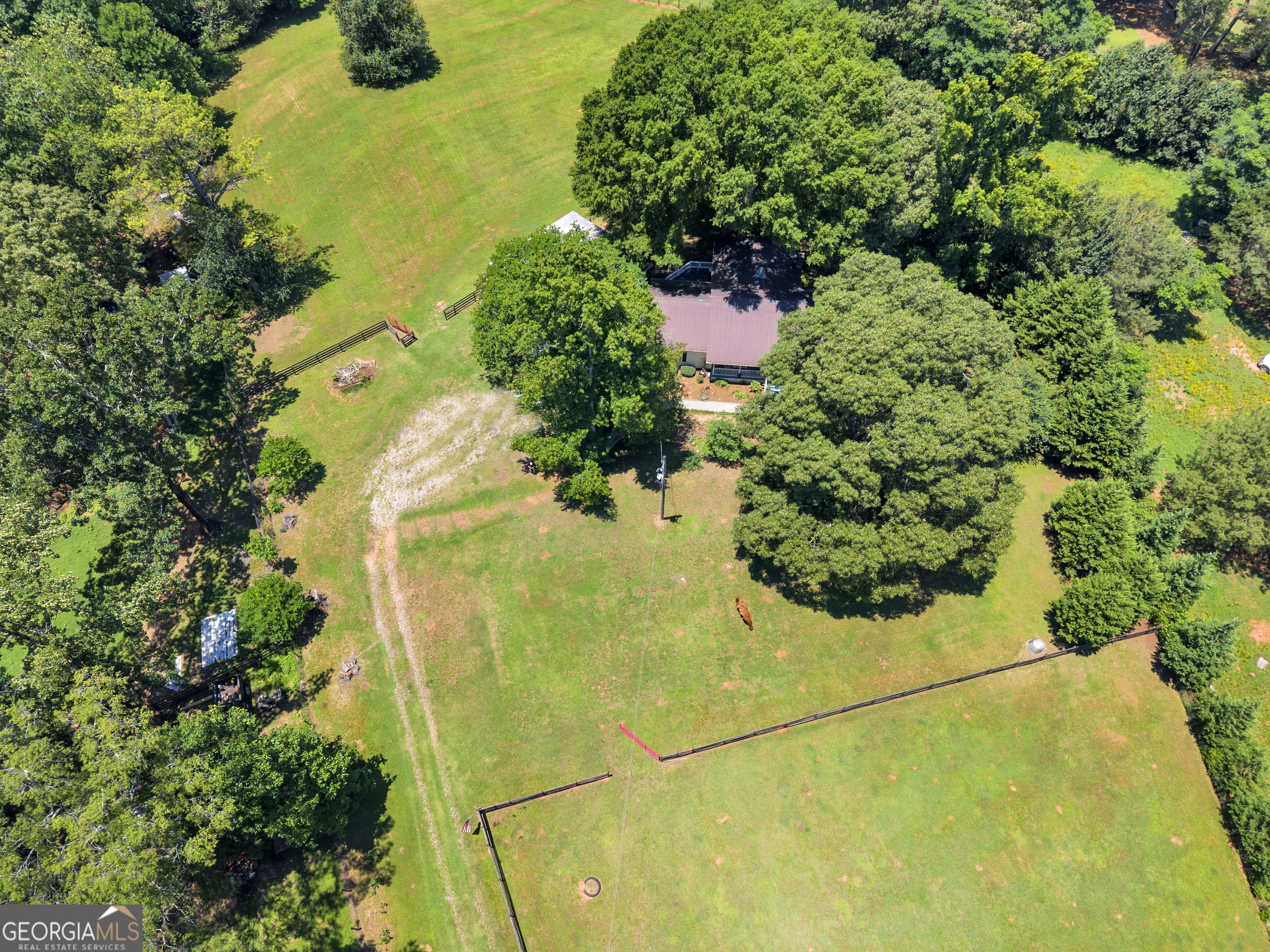 4133 H D Atha Road Property Photo 4