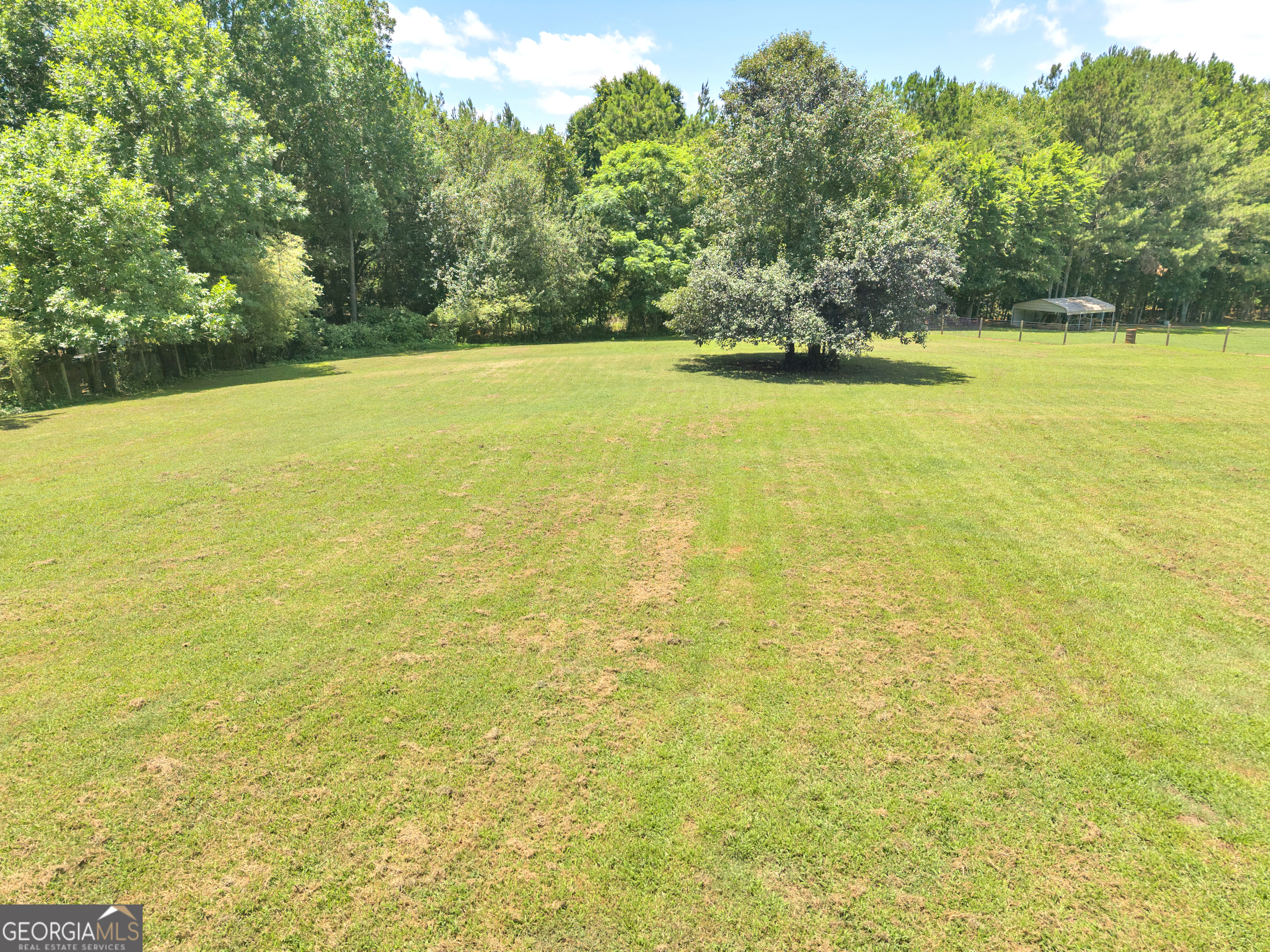 4133 H D Atha Road Property Photo 6