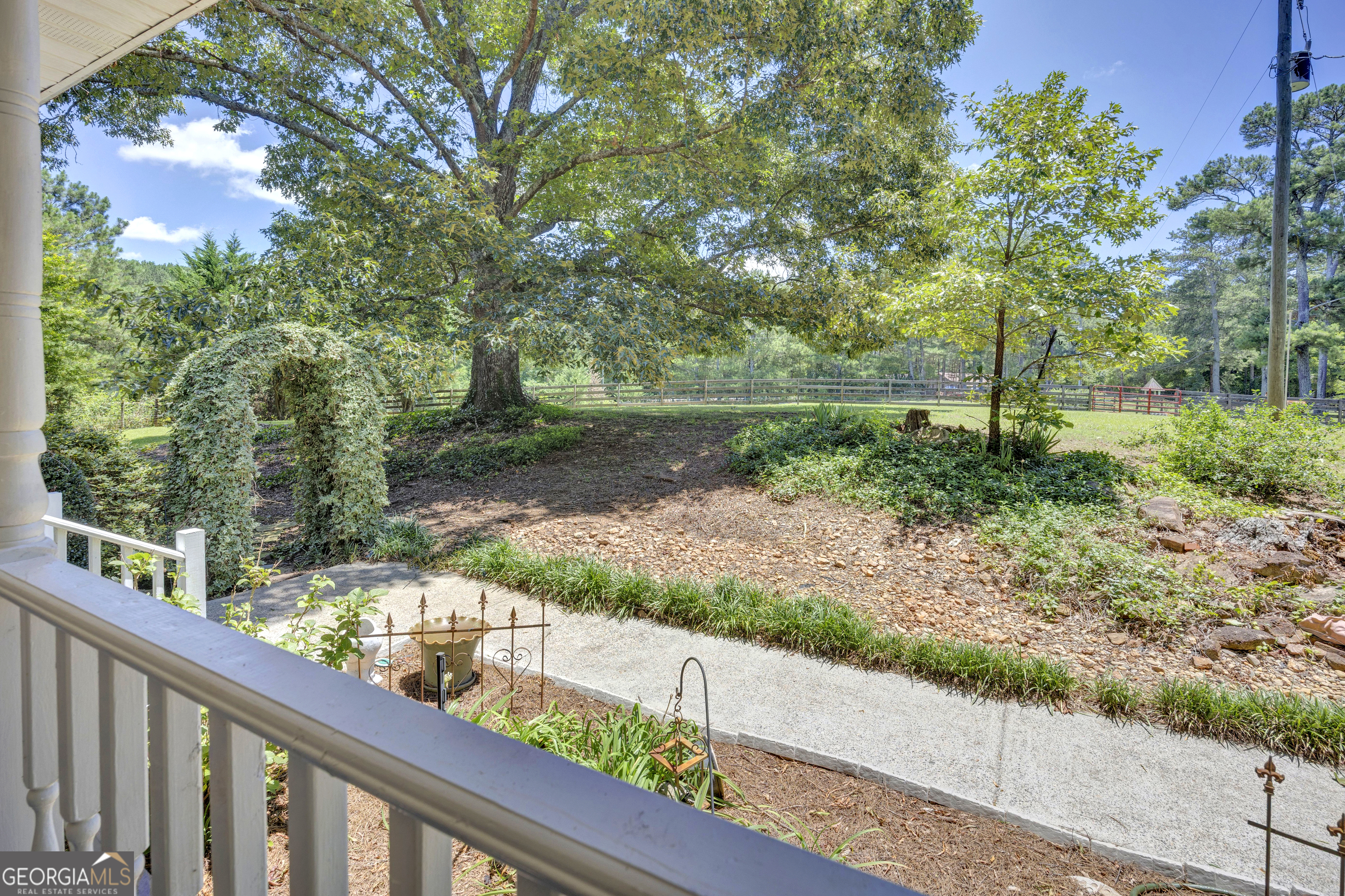 4133 H D Atha Road Property Photo 9