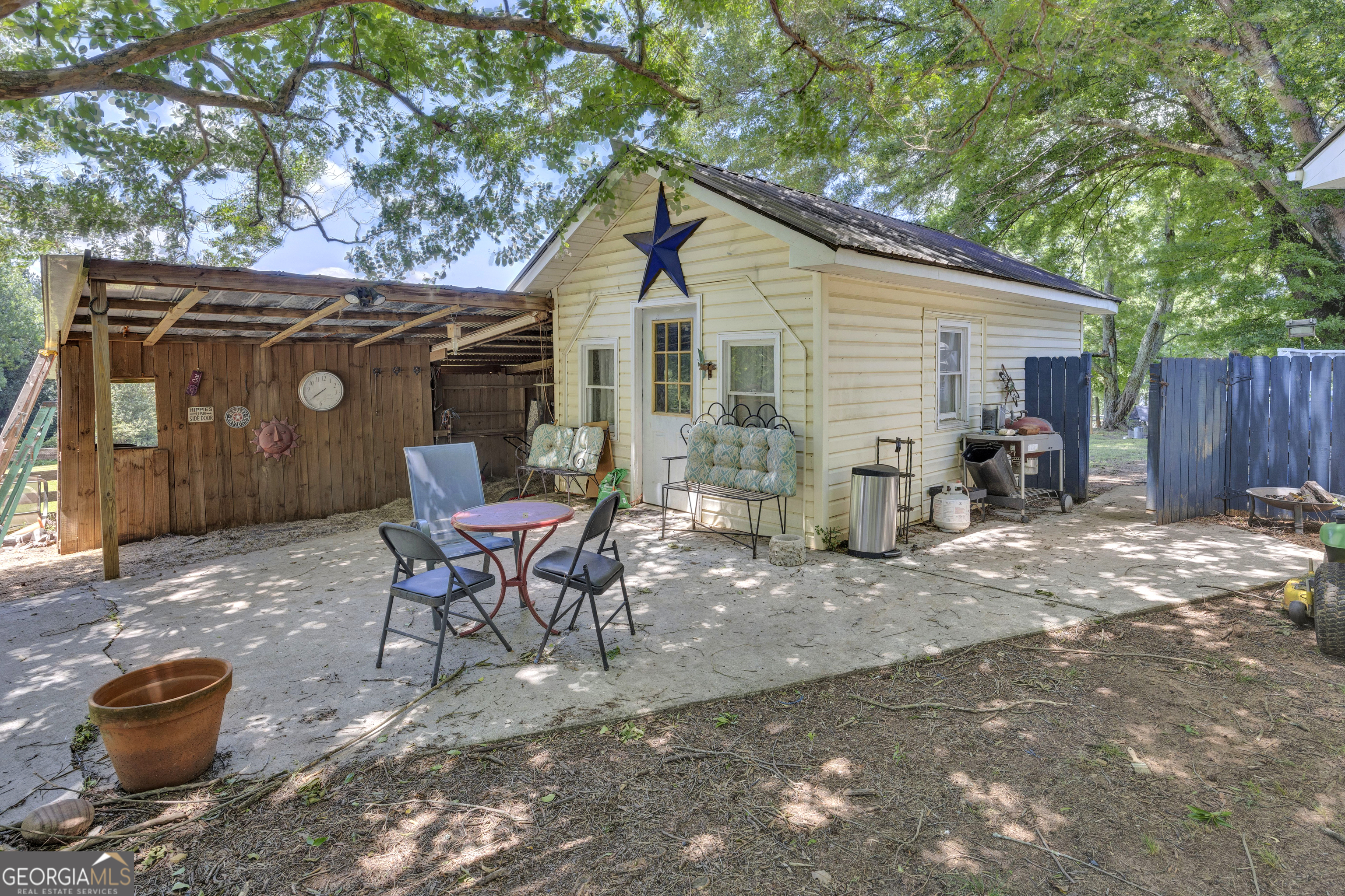 4133 H D Atha Road Property Photo 38