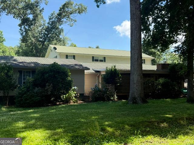 180 Dixon Road Property Photo 3