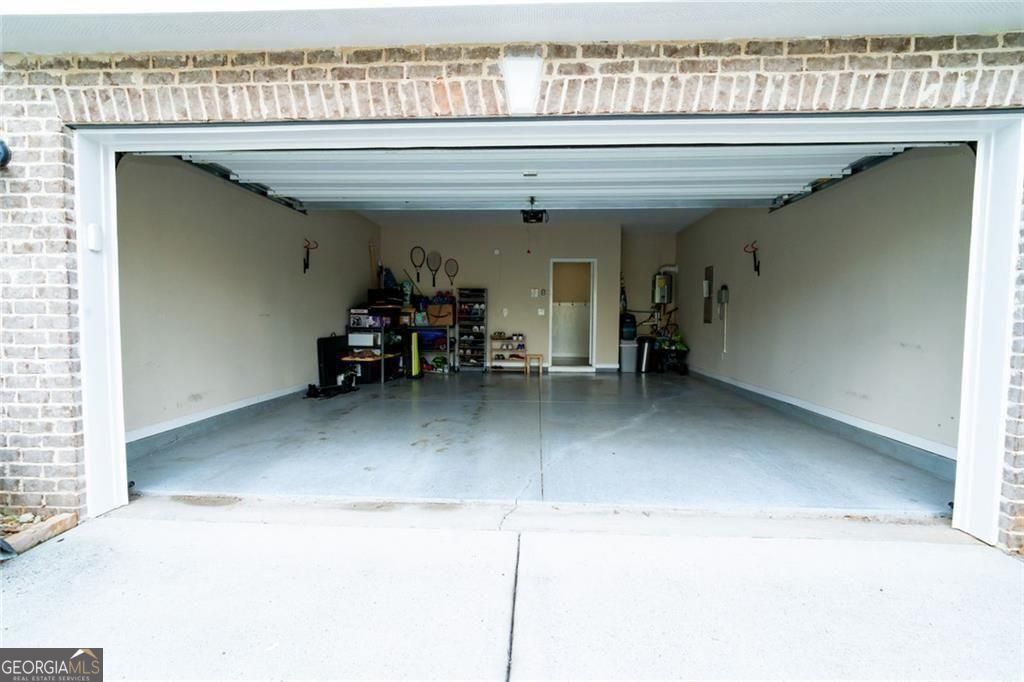 1045 Wesbourough Pl Property Photo 32