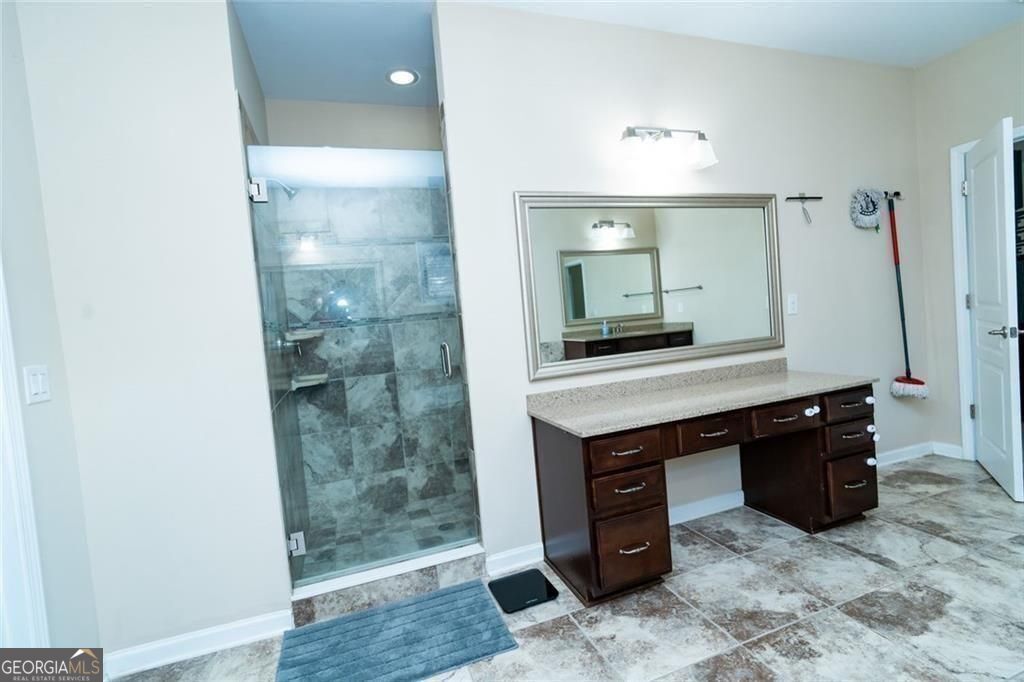 1045 Wesbourough Pl Property Photo 67