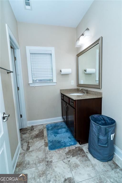 1045 Wesbourough Pl Property Photo 86